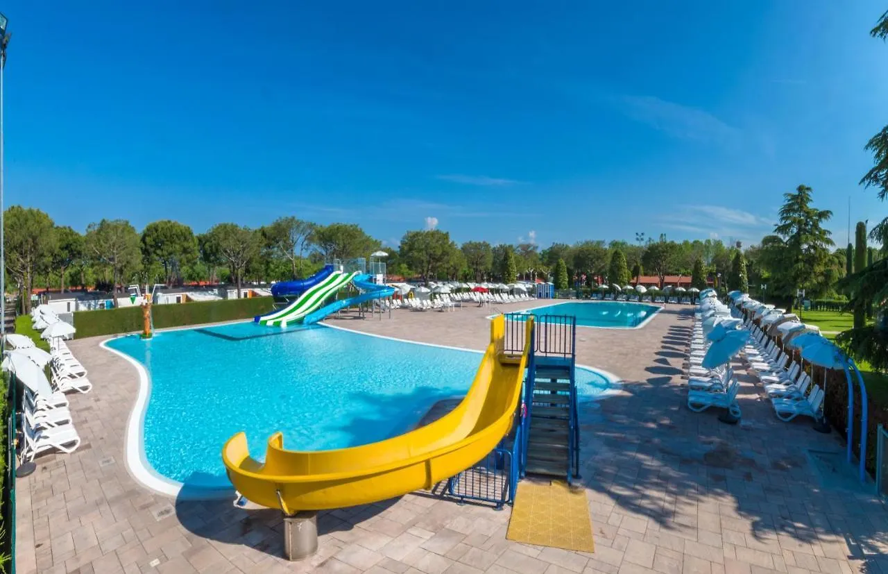 Campingplatz Del Garda Village And Camping Peschiera del Garda