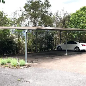  Lodge Blue Summit Australia